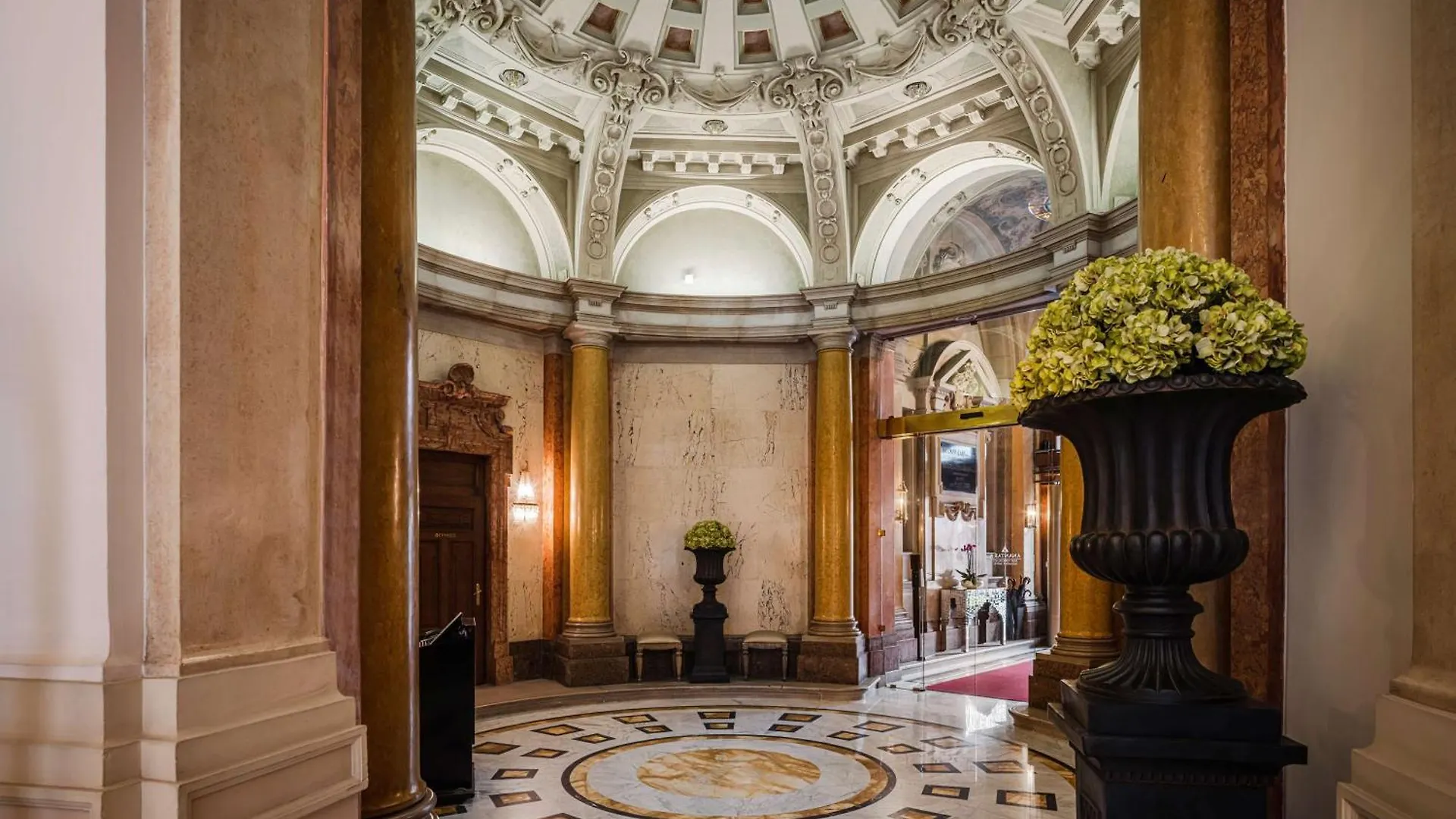 Anantara New York Palace Budapest - A Leading Hotel Of The World 5*,