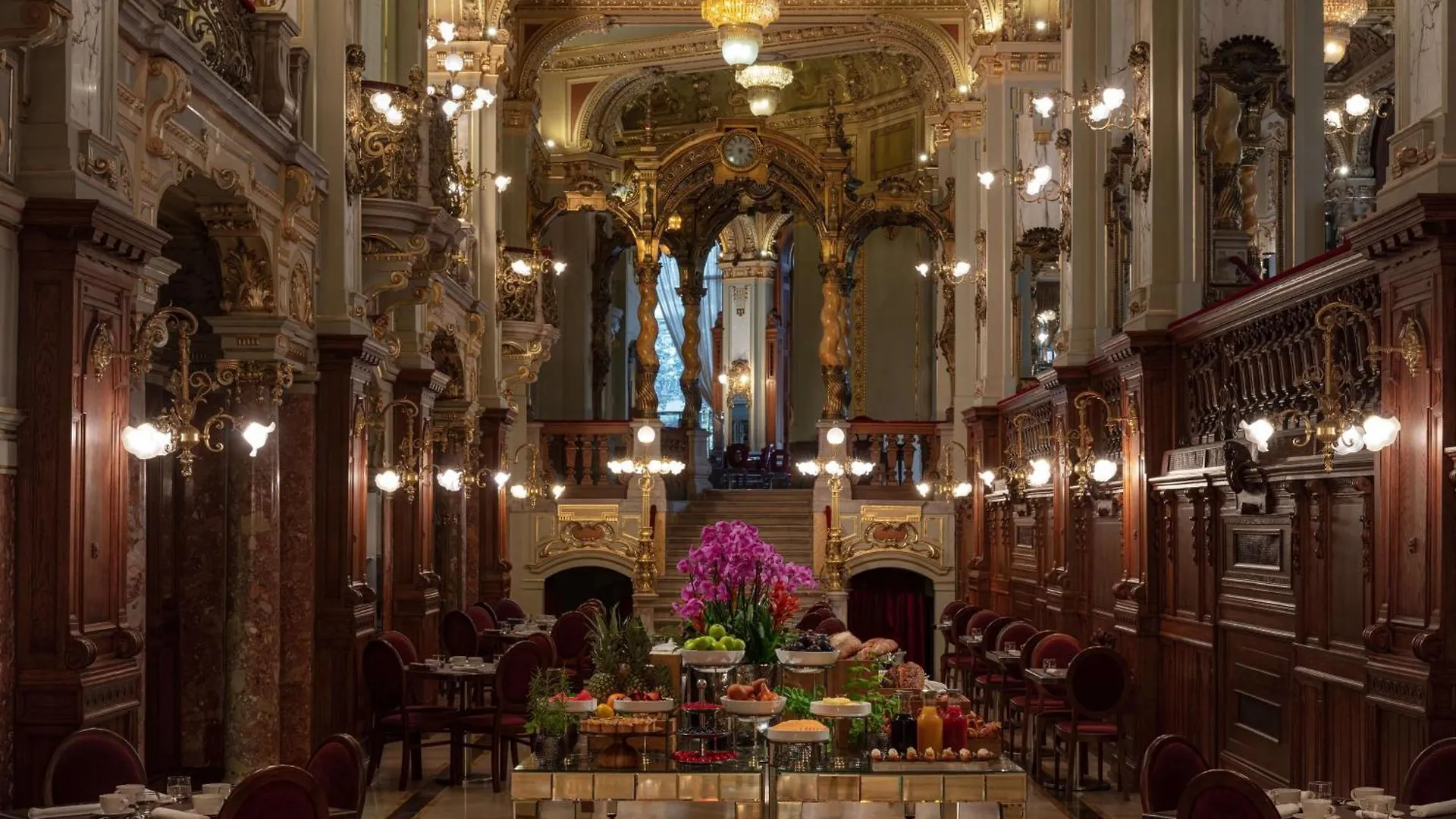 Anantara New York Palace Budapest - A Leading Hotel Of The World